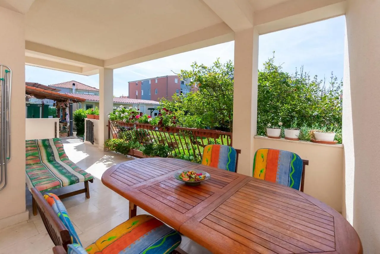 Apartment Tonia Kastela
