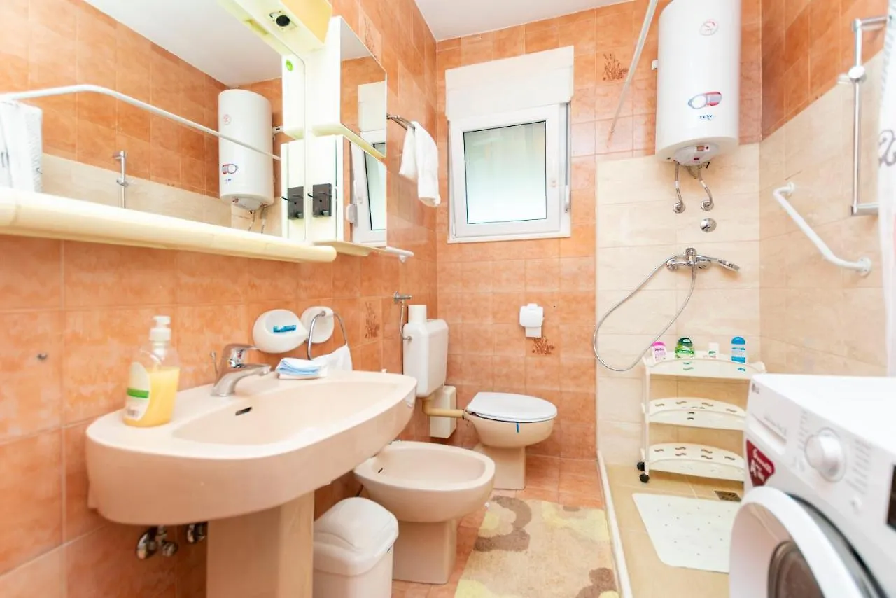 Apartment Tonia Kastela