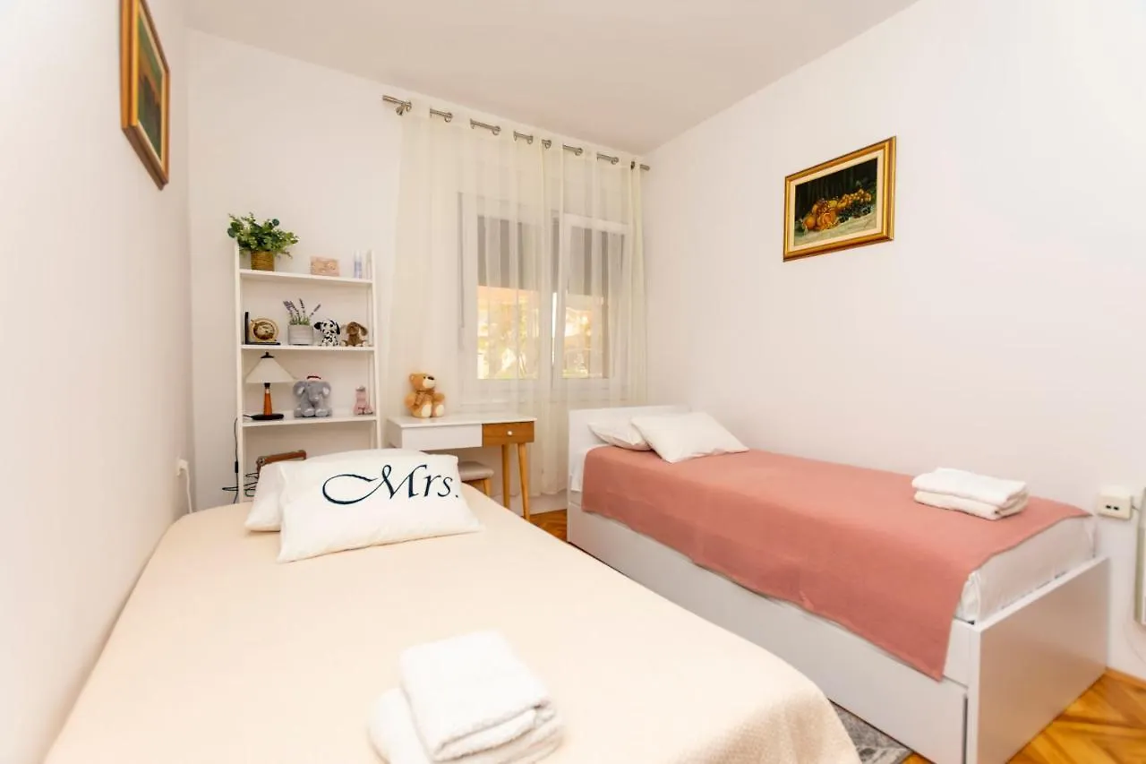 Apartment Tonia Kastela